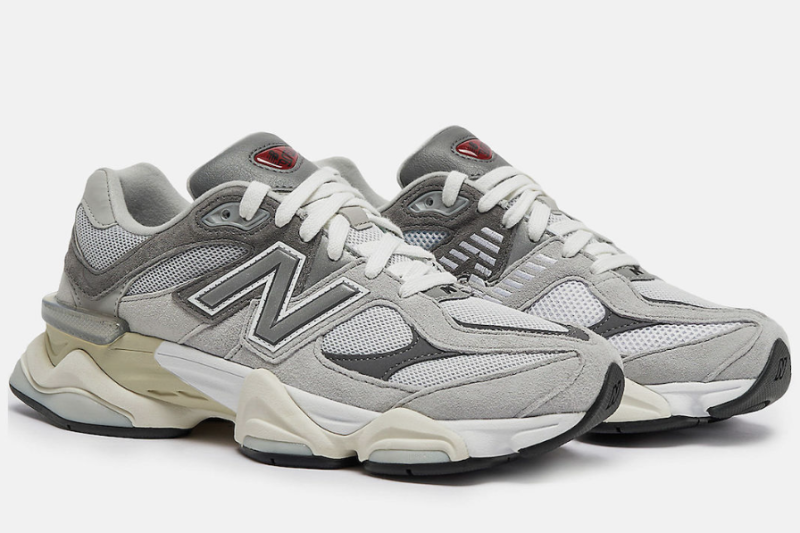 Warning: This pair of “dad shoes” may suddenly make your parents think you are good at shopping
